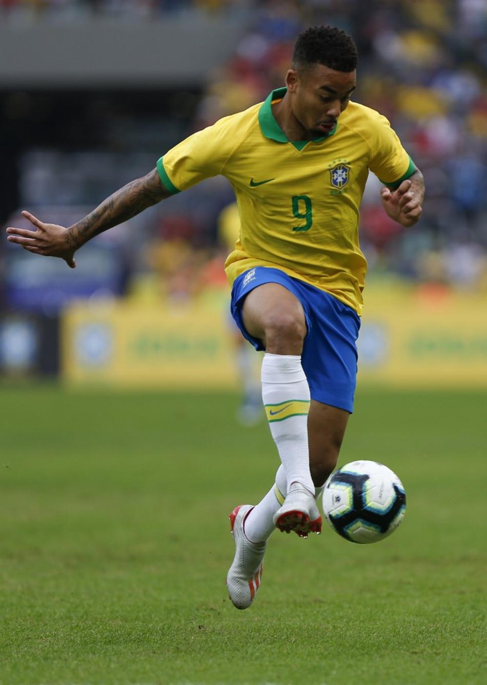 Gabriel Jesus fica perto de superar marca de Fred na Seleção Brasileira