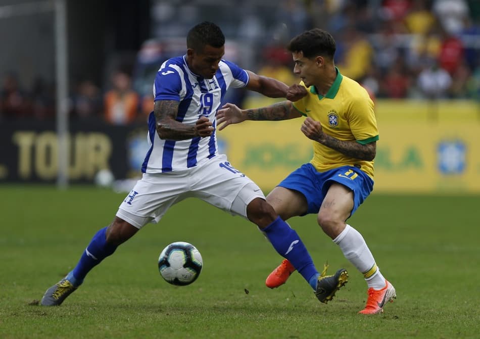 Coutinho destaca pressão ‘do início até o fim’ na vitória contra Honduras