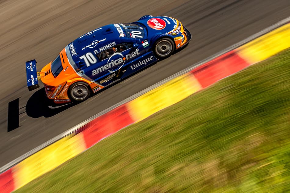 STOCK CAR: Diego Nunes cruza linha de chegada em quinto em Londrina
