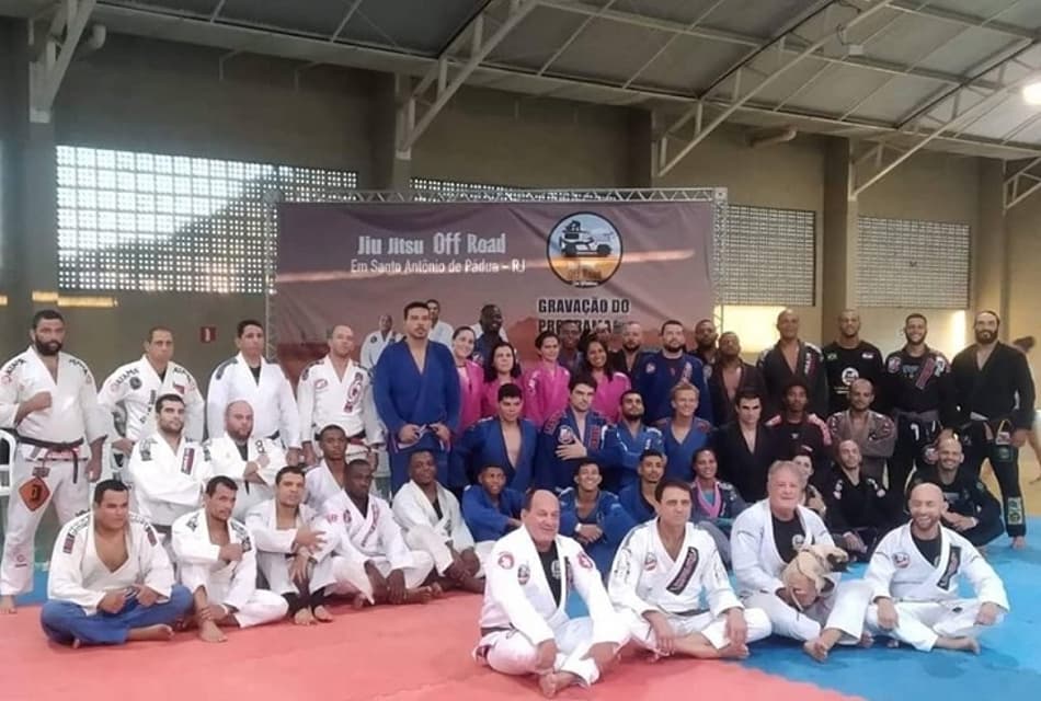 Feras do Jiu-Jitsu desenvolvem projeto inovador através do esporte