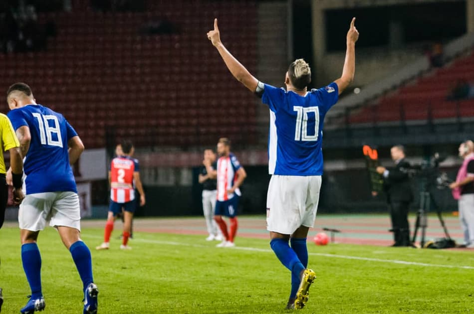 Visitantes se dão bem na ida das semifinais do Apertura venezuelano