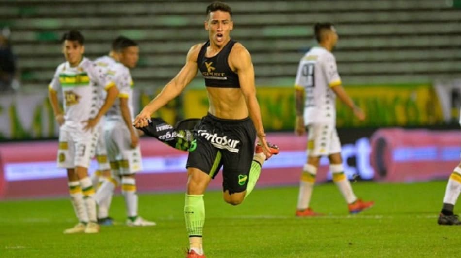 Depois de muita especulação, Racing acerta contratação de meia paraguaio