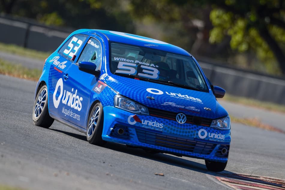 Mineiro Wilton Pena e paranaense Rafael Barranco garantem a pole em Curvelo