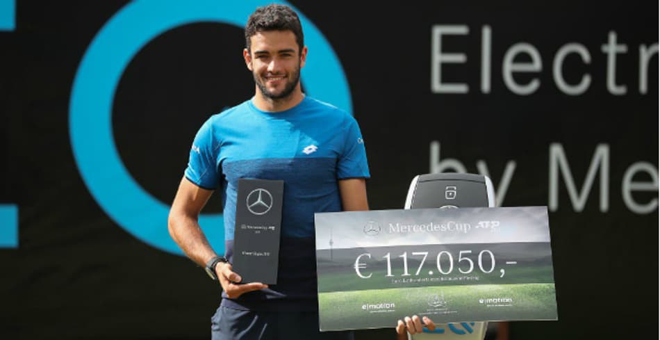 Berrettini leva a melhor contra Aliassime e fica com o título em Stuttgart