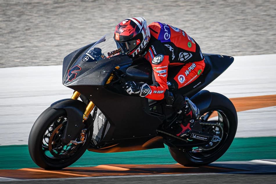 MOTO E: Hector Garzo lidera o Dia 1 dos testes da MotoE em Valência; Eric Granado na P2