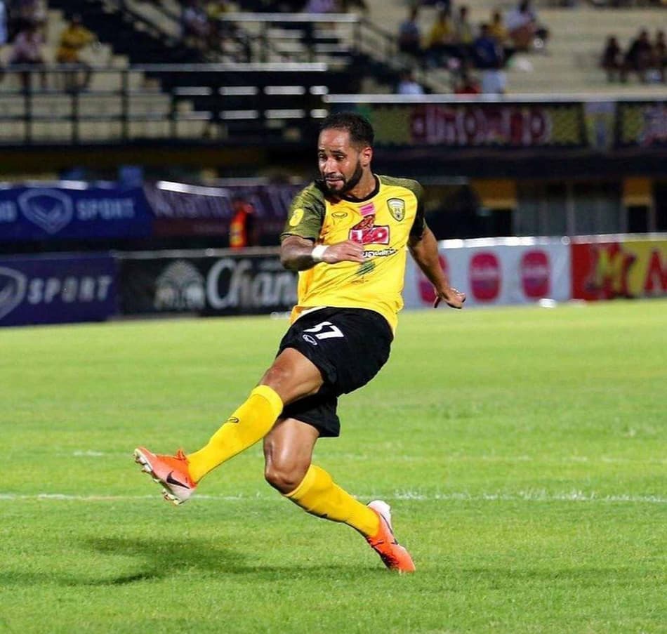 Volta, boa fase e gols: Cristian Alex comemora momento na Tailândia