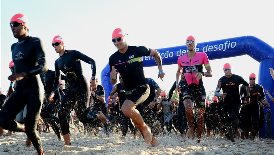 Triathlon no Recreio reúne 400 atletas
