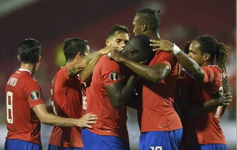 Costa Rica vence Bermudas e garante vaga na próxima fase da Copa Ouro