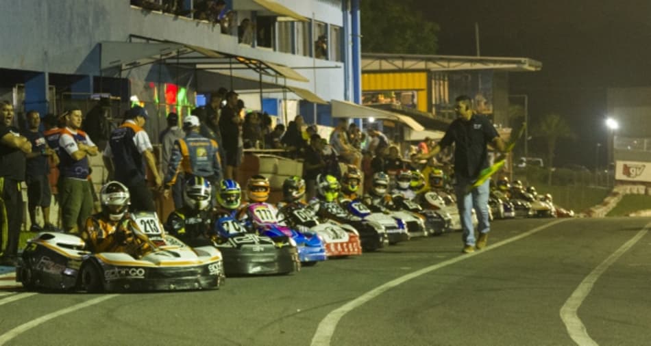 Copa São Paulo de Kart Granja Viana premia campeões do Torneio de Inverno na 6ª etapa