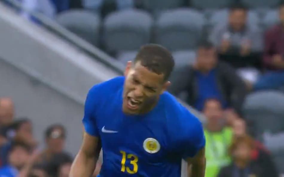 Curaçao arranca empate homérico e segue vivo na Copa Ouro