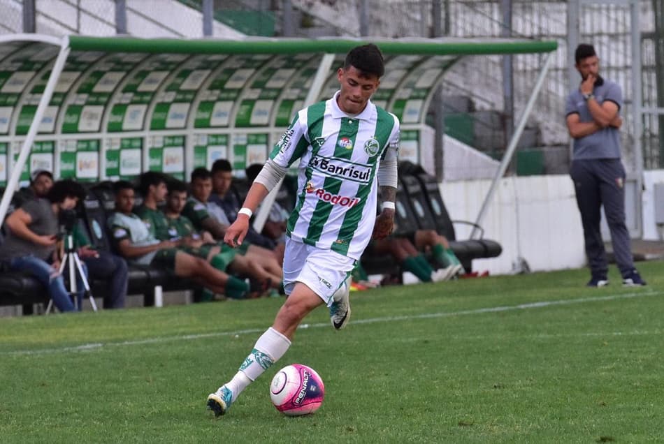Juventude empresta promessa da base ao Grêmio e espera lucro milionário