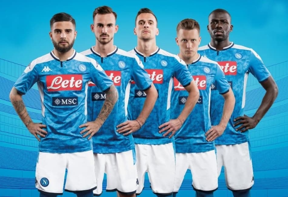 Napoli, PSV, Fenerbahçe, Werder Bremen e Eintracht Frankfurt têm novas camisas
