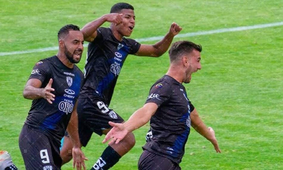 Independiente Juniors goleia fora e segue na ponta da Série B equatoriana