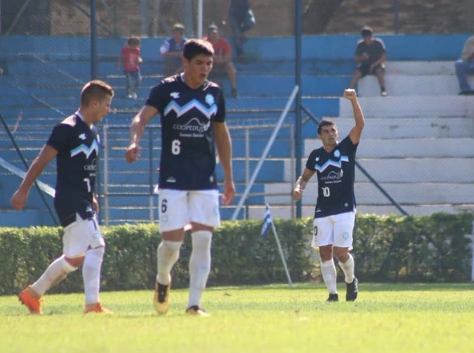 Guaireña derrota 12 de Octubre e assume liderança da segundona paraguaia