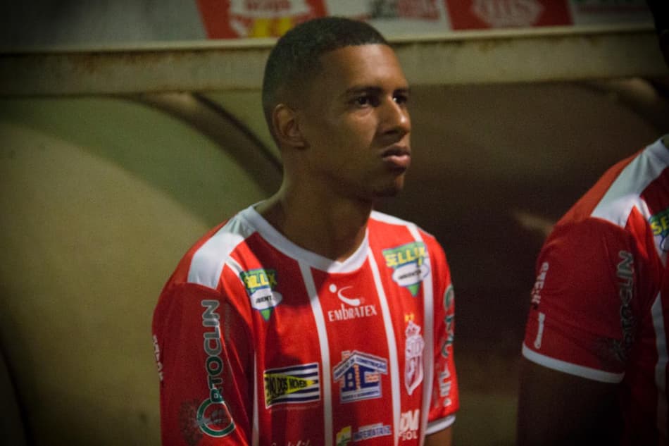 Jonas lamenta gol sofrido no fim, mas classifica empate do Imperatriz como bom resultado