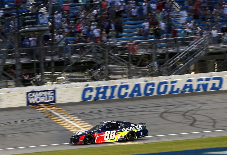 Alex Bowman conquista primeira vitória na NASCAR Cup Series em Chicagoland