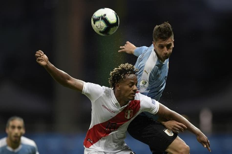 Atacante mantém esperança na classificação do Peru para a Copa do Mundo