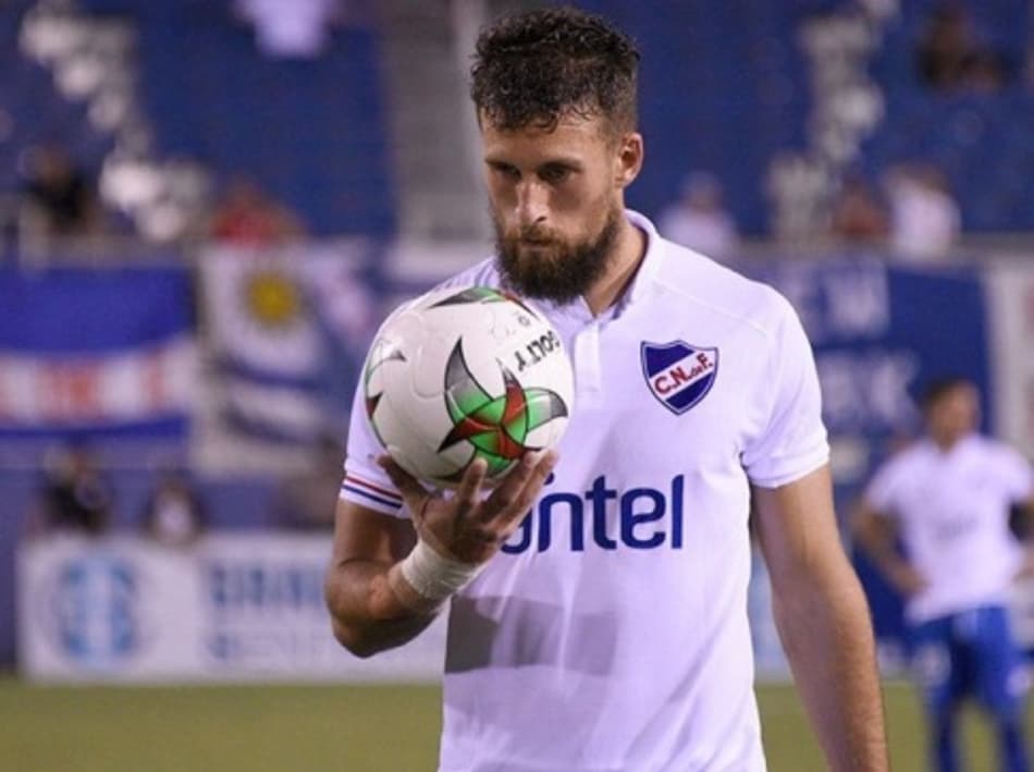 Clube sul-americano comete erro incrível na rede social durante disputa de pênaltis; Entenda