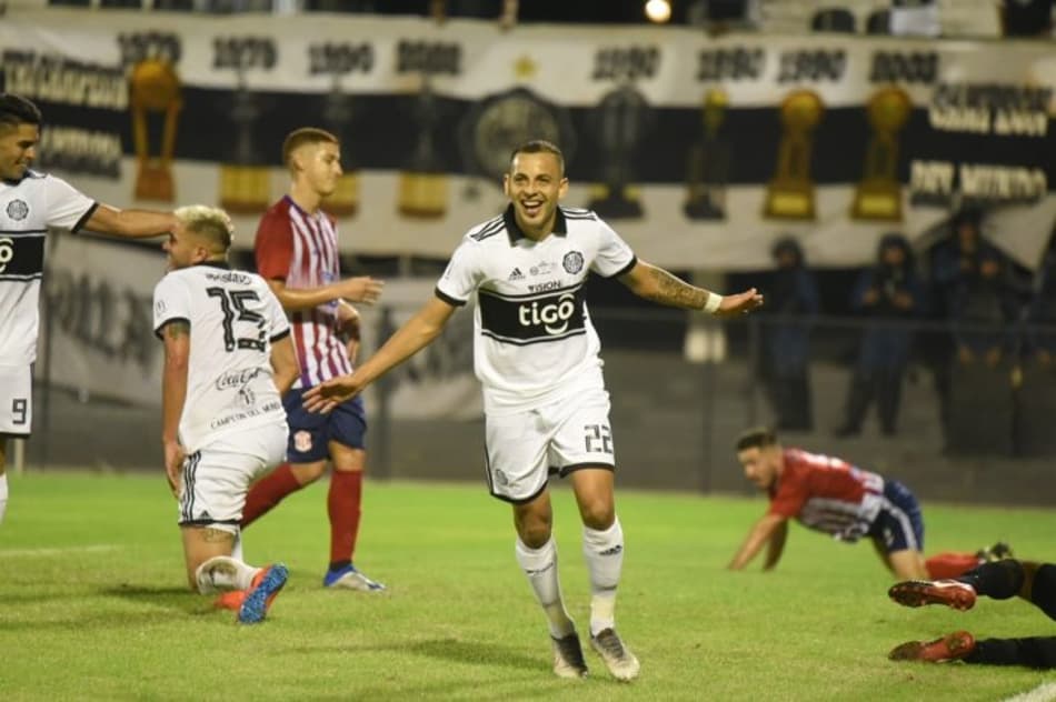 Olimpia goleia e avança à segunda fase da Copa Paraguai