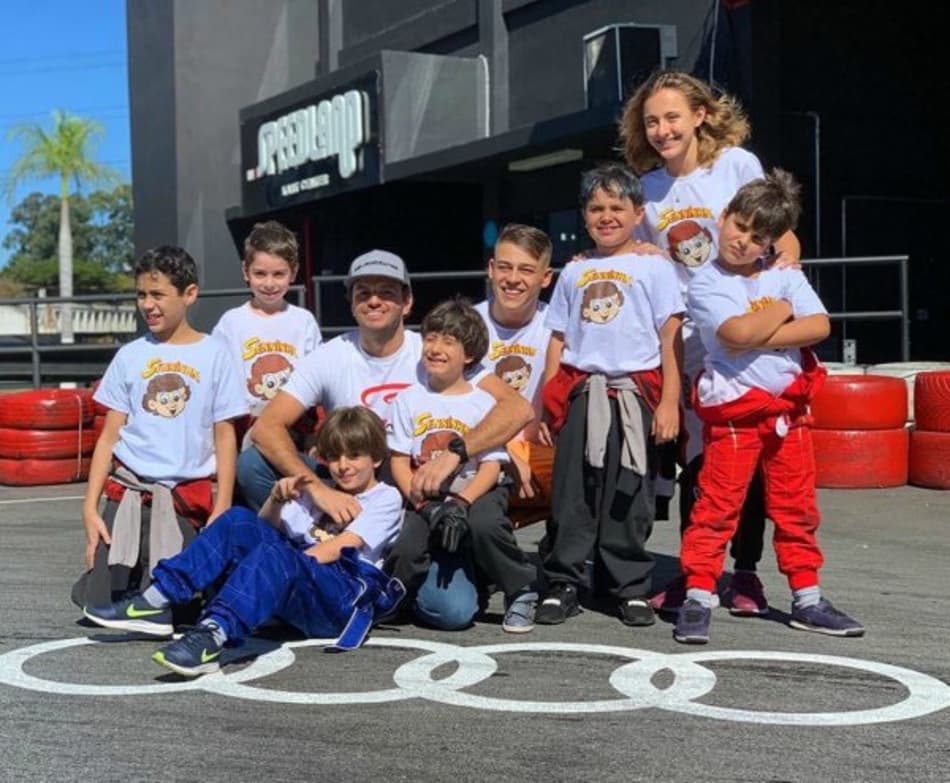 Escola de Kart Senninha abre novas turmas para crianças entre 5 e 15 anos