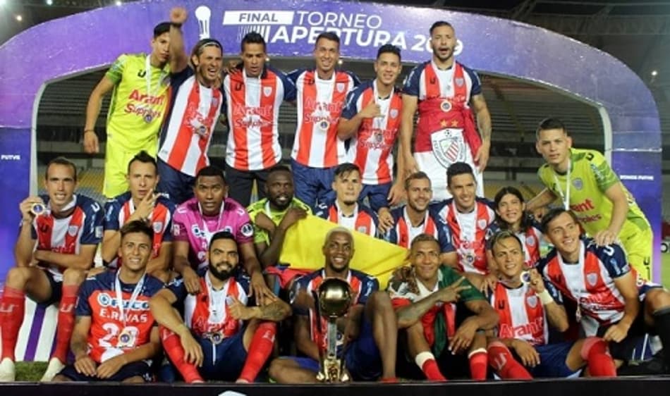 Campeão do Apertura na Venezuela domina seleção do torneio
