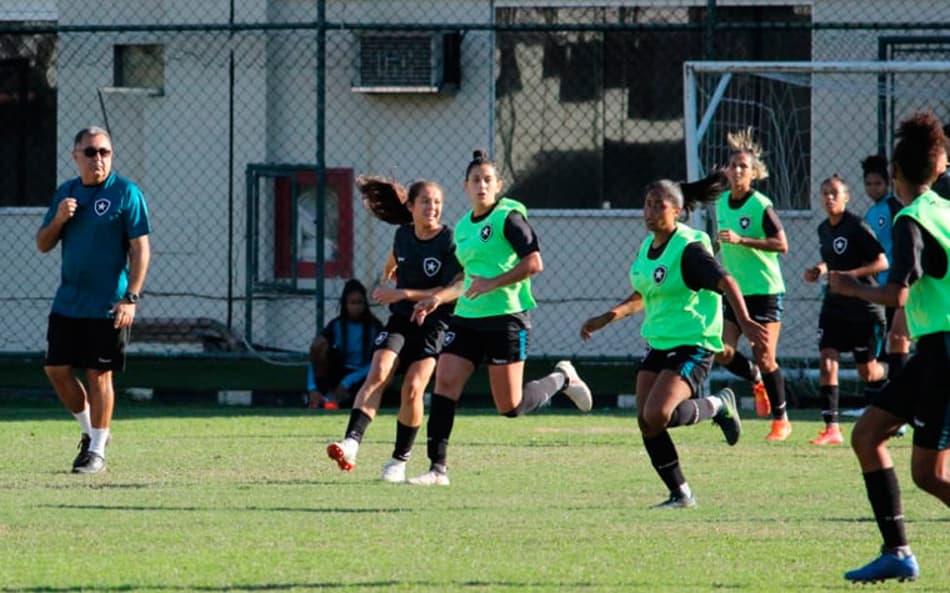Treino Botafogo - Time Feminino