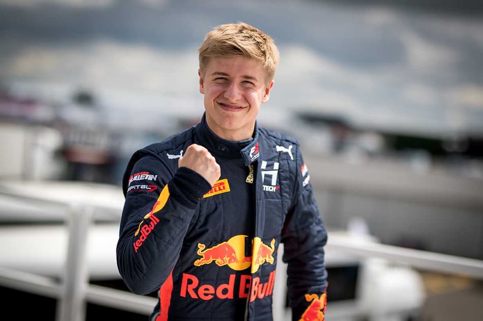 Vips garante pole dramática na F-3; Piquet larga na P8 e Drugovich na P20