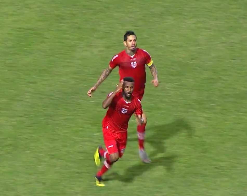 Willie faz revelação emocionante em intervalo de jogo diante do Guarani