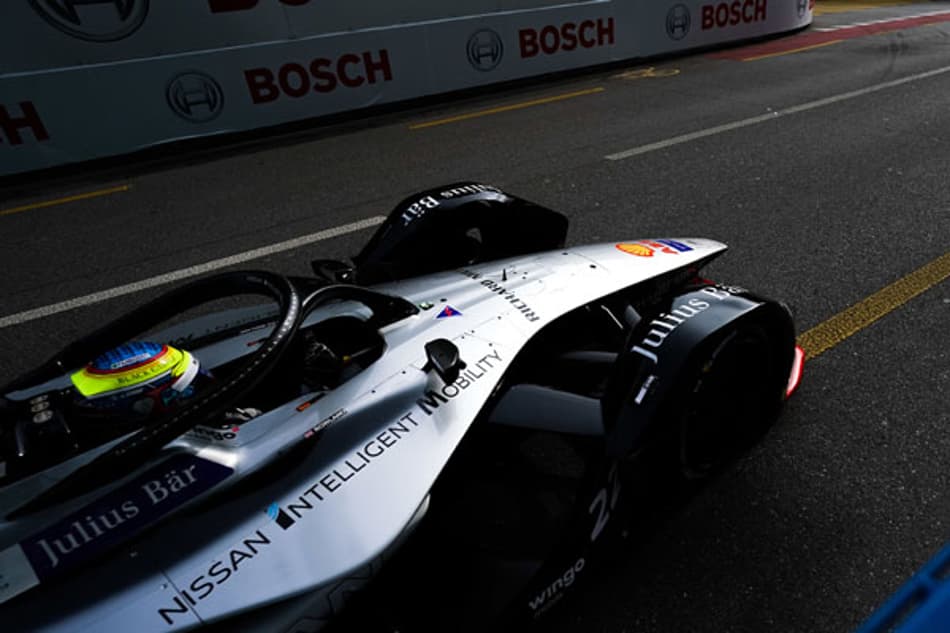 Rowland é o mais rápido no segundo treino livre em Nova York