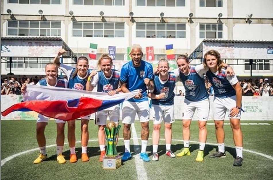 Eslováquia e Hungria conquistam torneio que leva nome de Neymar