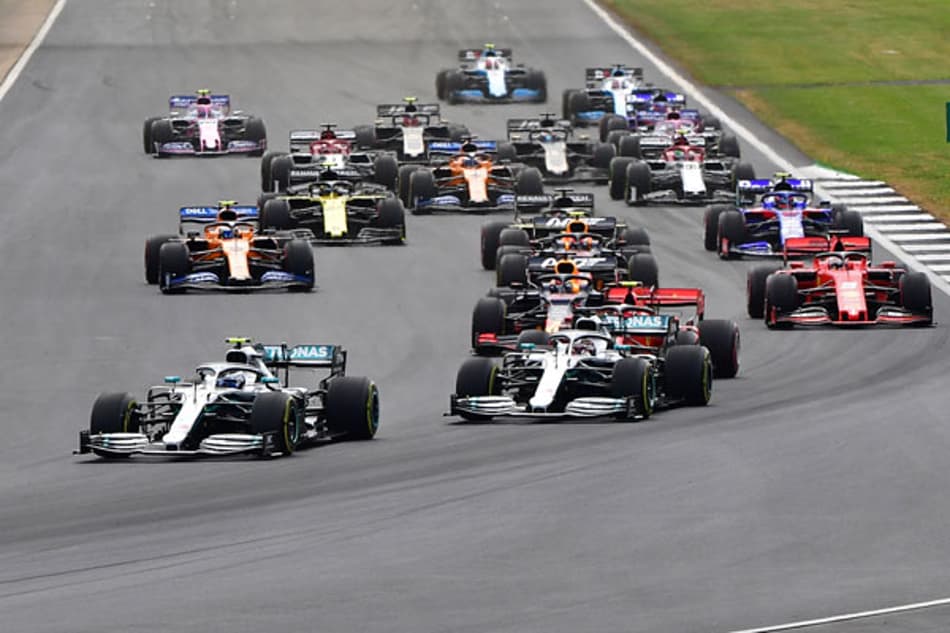 Algumas corridas não deviam sair do calendário por questões financeiras, diz Vettel