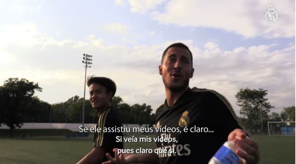 VÍDEO: Kubo conta a Hazard que assistia seus vídeos para aprender a driblar