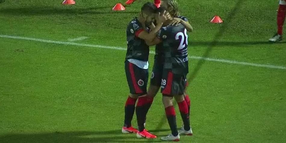 Dois jogos agitaram a sexta-feira do Campeonato Colombiano