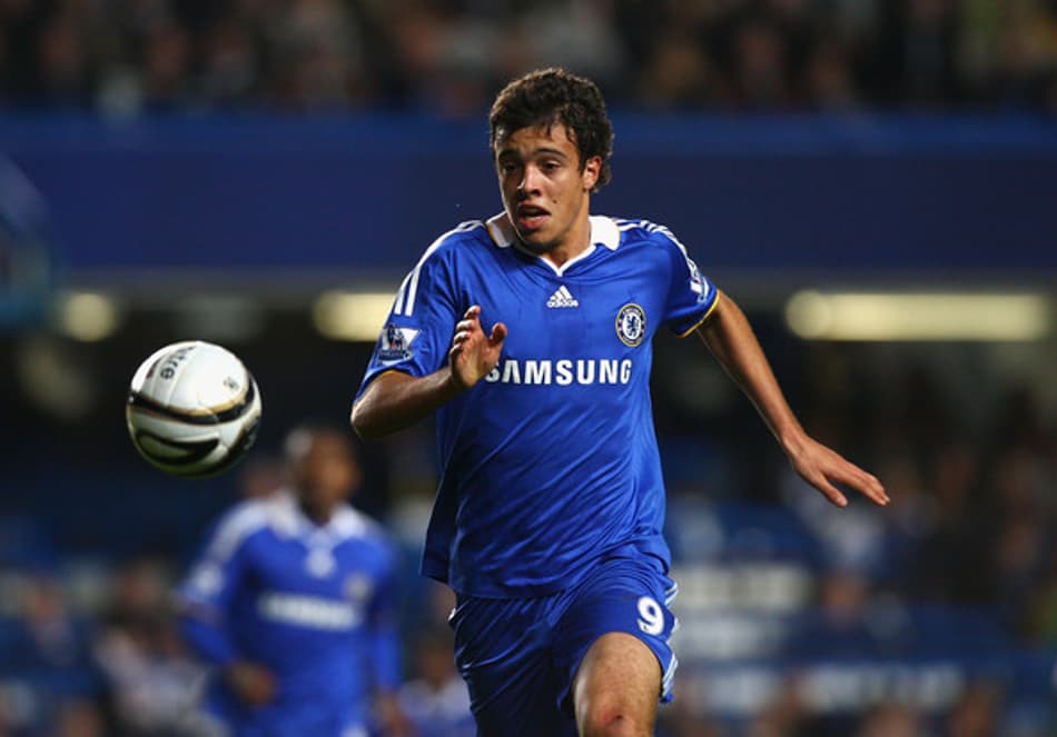Ex-Chelsea revela a vontade de atuar em gigante da América do Sul