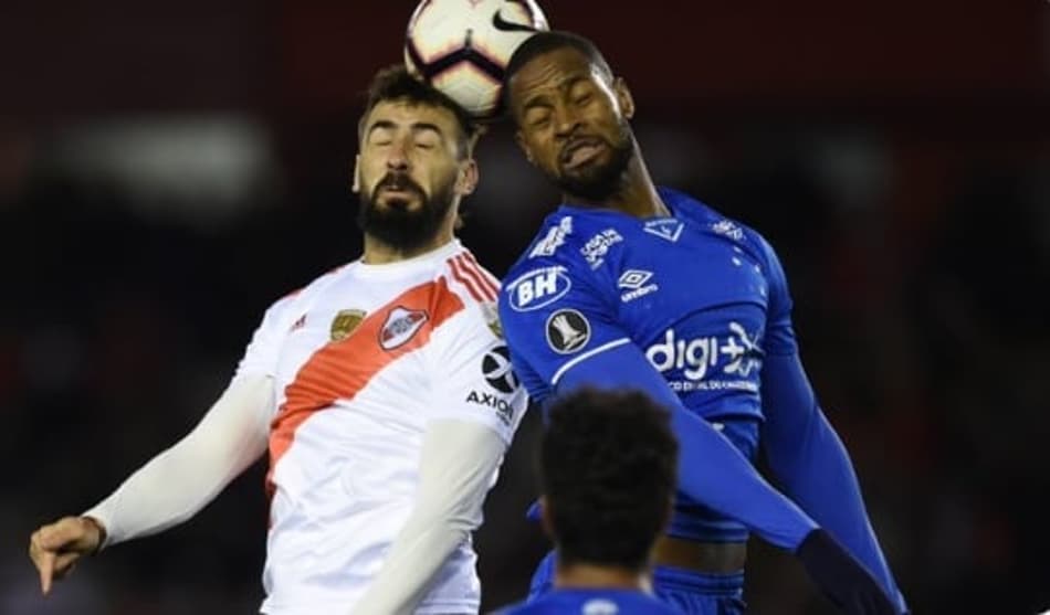 Lucas Pratto explica o motivo de não ter cobrado o pênalti do River Plate