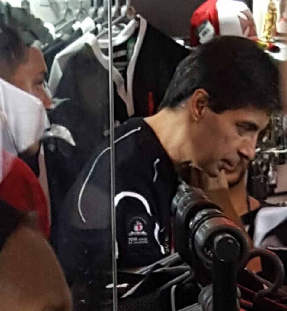 Mauro Galvão destaca opções para a zaga do Vasco e crê em reação no BR