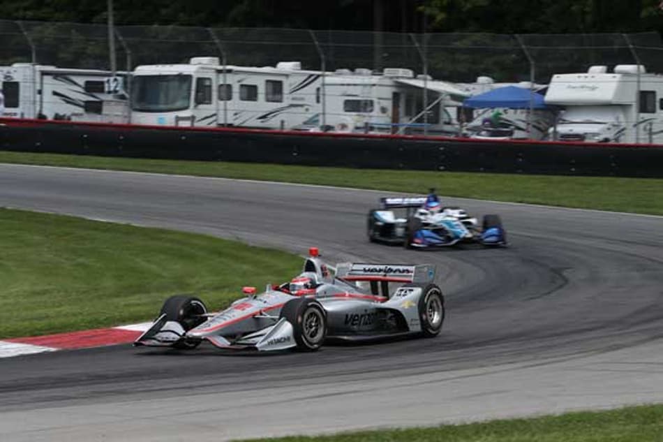 Power supera Rossi no fim, e garante a pole da IndyCar em Mid-Ohio
