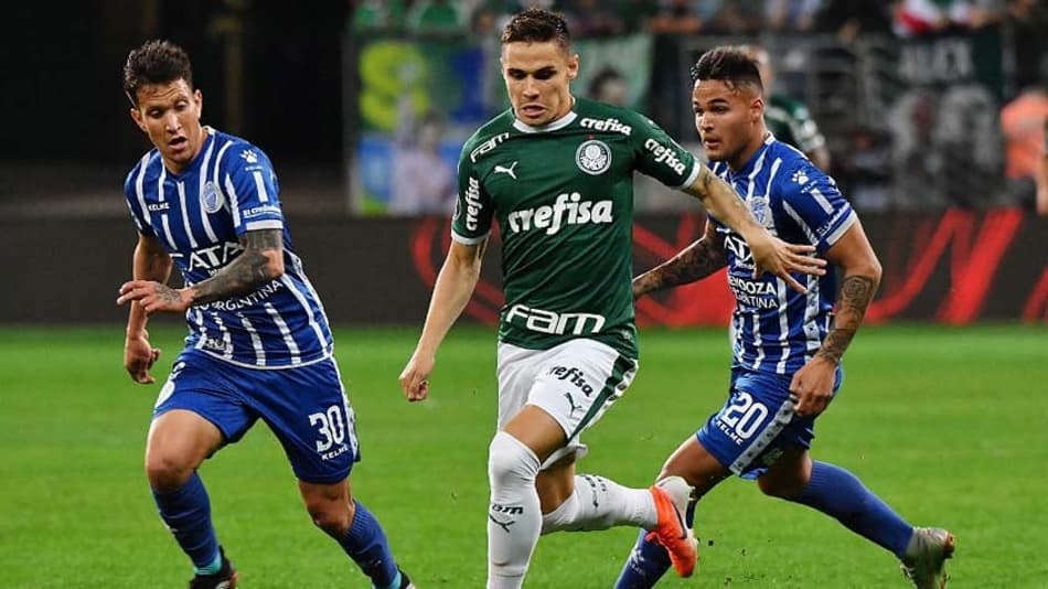 LANCE! Espresso: Palmeiras avança, mas não apaga a desconfiança