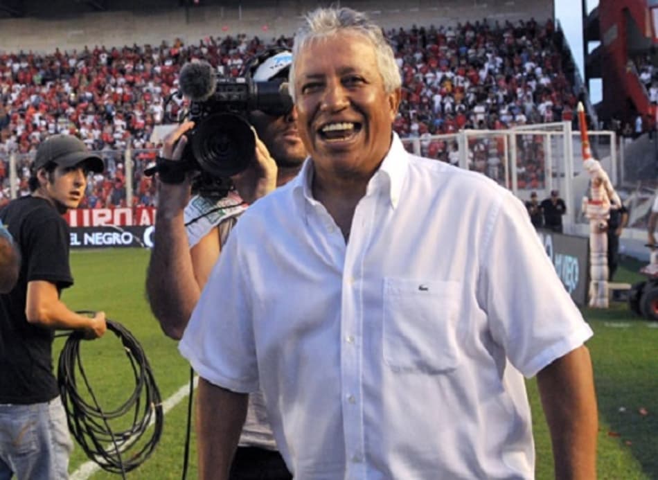 Campeão do mundo em 1978 é o novo treinador da seleção do Panamá