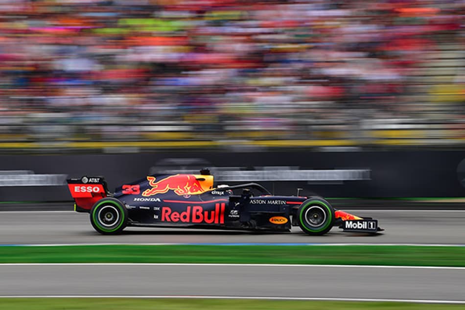 Hamilton: “Red Bull tem mais potência do que nós em algumas pistas”