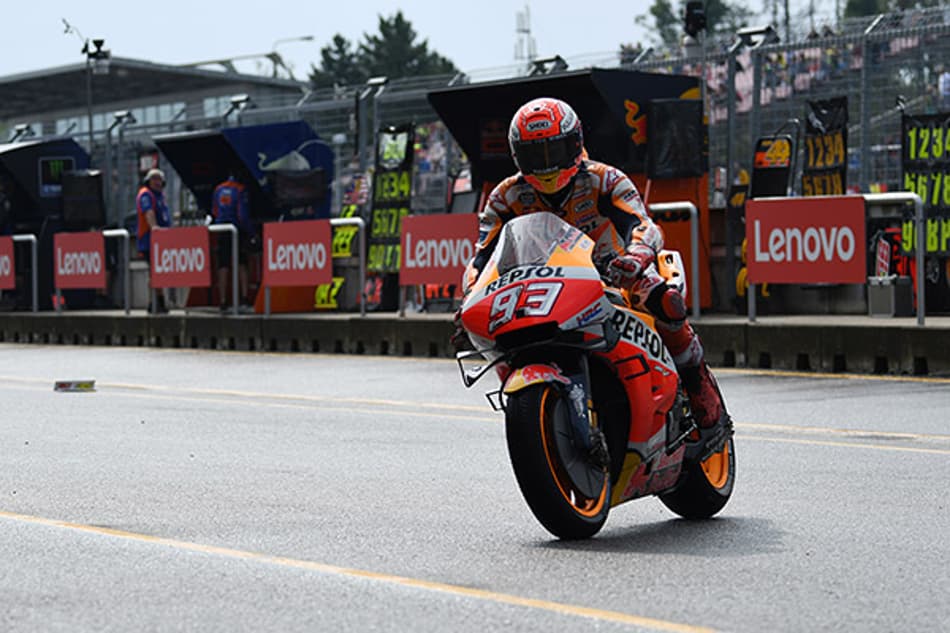 MotoGP: Marc Marquez conquista pole em Brno e iguala marca de Michael Doohan