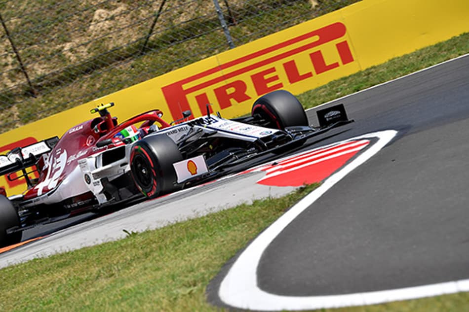 Antonio Giovinazzi é punido e perde três posições no grid de largada do GP da Hungria