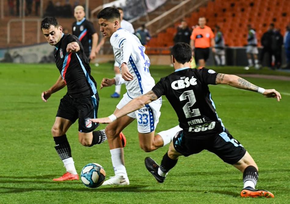 Arsenal de Sarandí bate Godoy Cruz e assume a liderança da Superliga Argentina