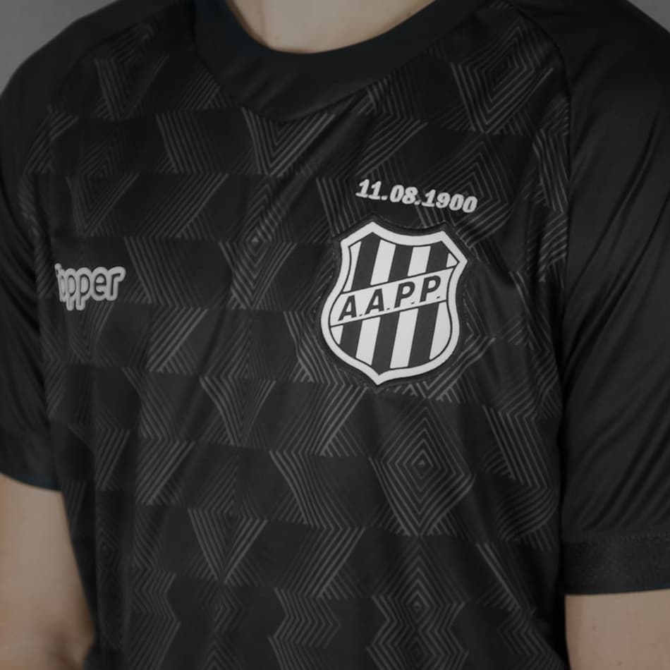 Ponte Preta lança camisa 3 criada com participação de torcedor do clube