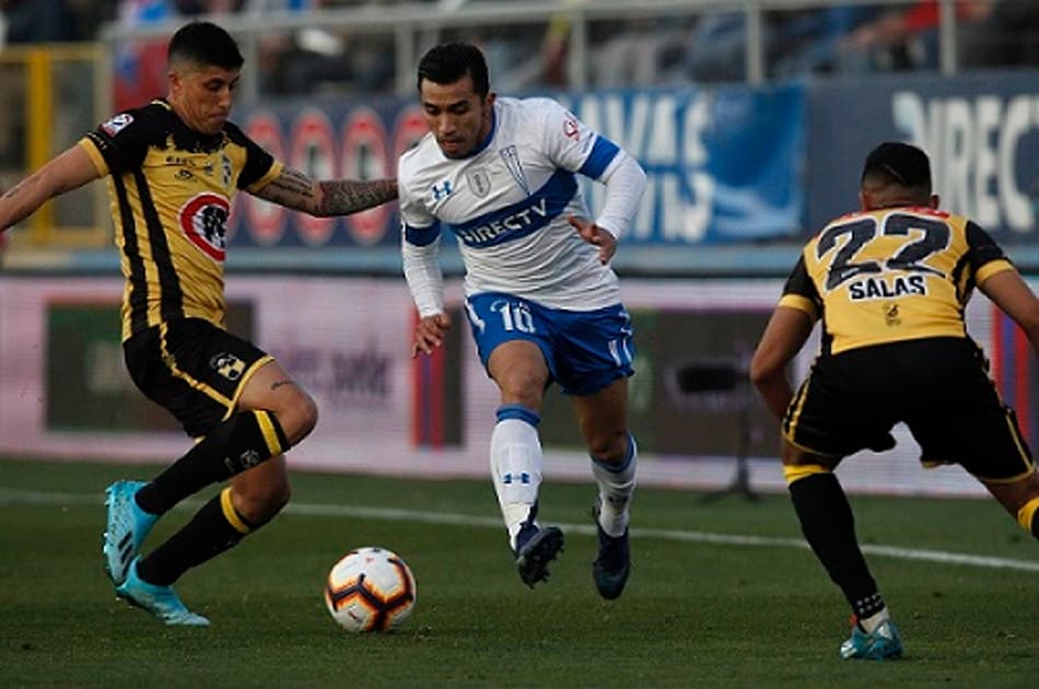 Latinão: Católica tropeça no Chile, mas concorrentes não aproveitam