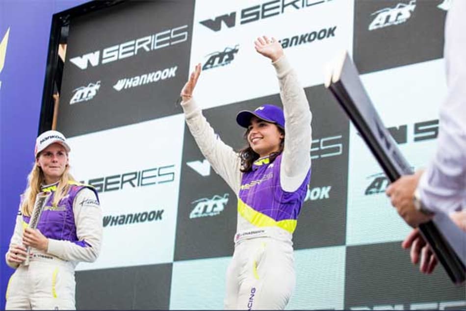 Jamie Chadwick foi a primeira campeã da W Series: “De longe, o melhor ano da minha carreira”
