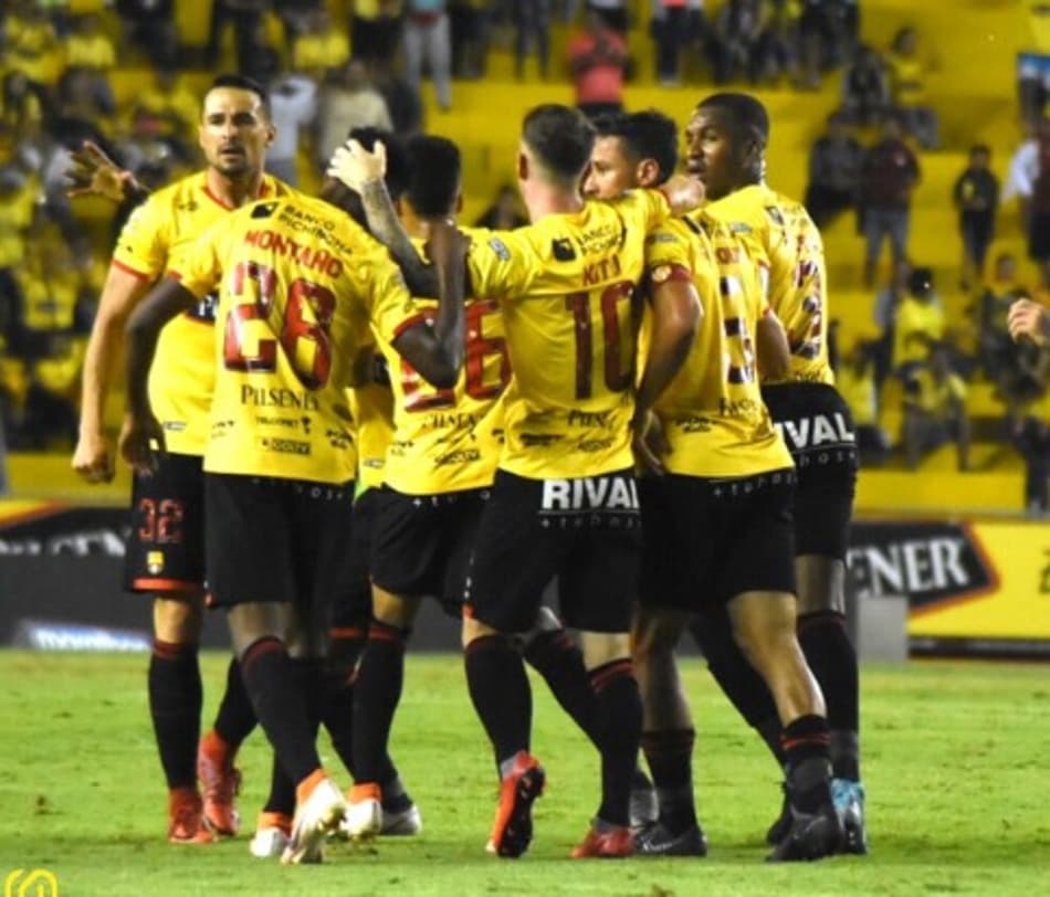 Jonatan Álvez perde pênalti, mas Barcelona de Guayaquil vence Fuerza Amarilla