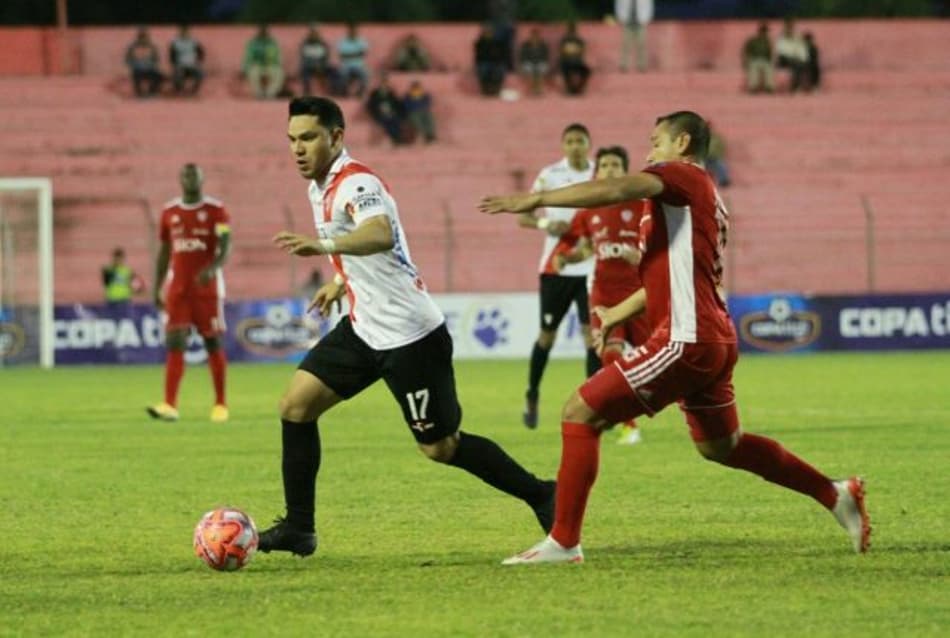 Jogos atrasados e goleadas marcam a quarta-feira do Campeonato Boliviano