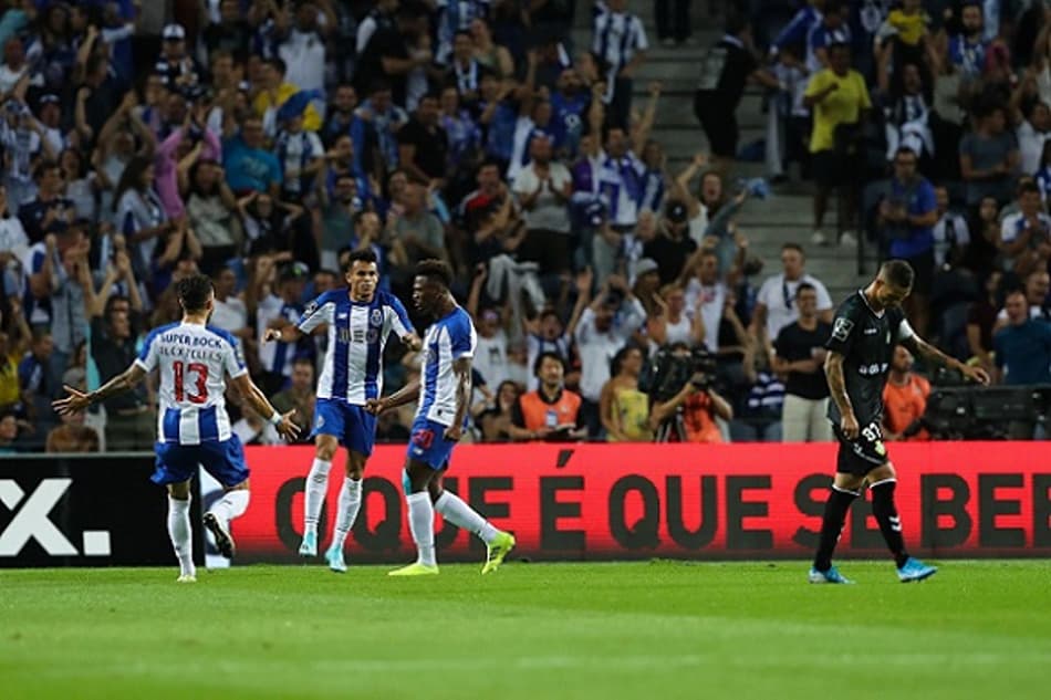 Após tropeços, Porto goleia o Vitória de Setúbal pelo Português