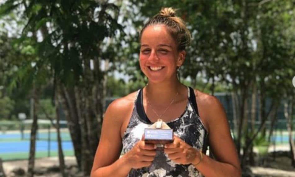 Ingrid Martins é campeã do ITF Cancún de tênis